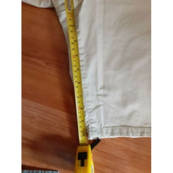 Women’s Calvin Klein Light Tan Khaki Flat Front Chino Shorts Size 12 - Picture 2 of 12